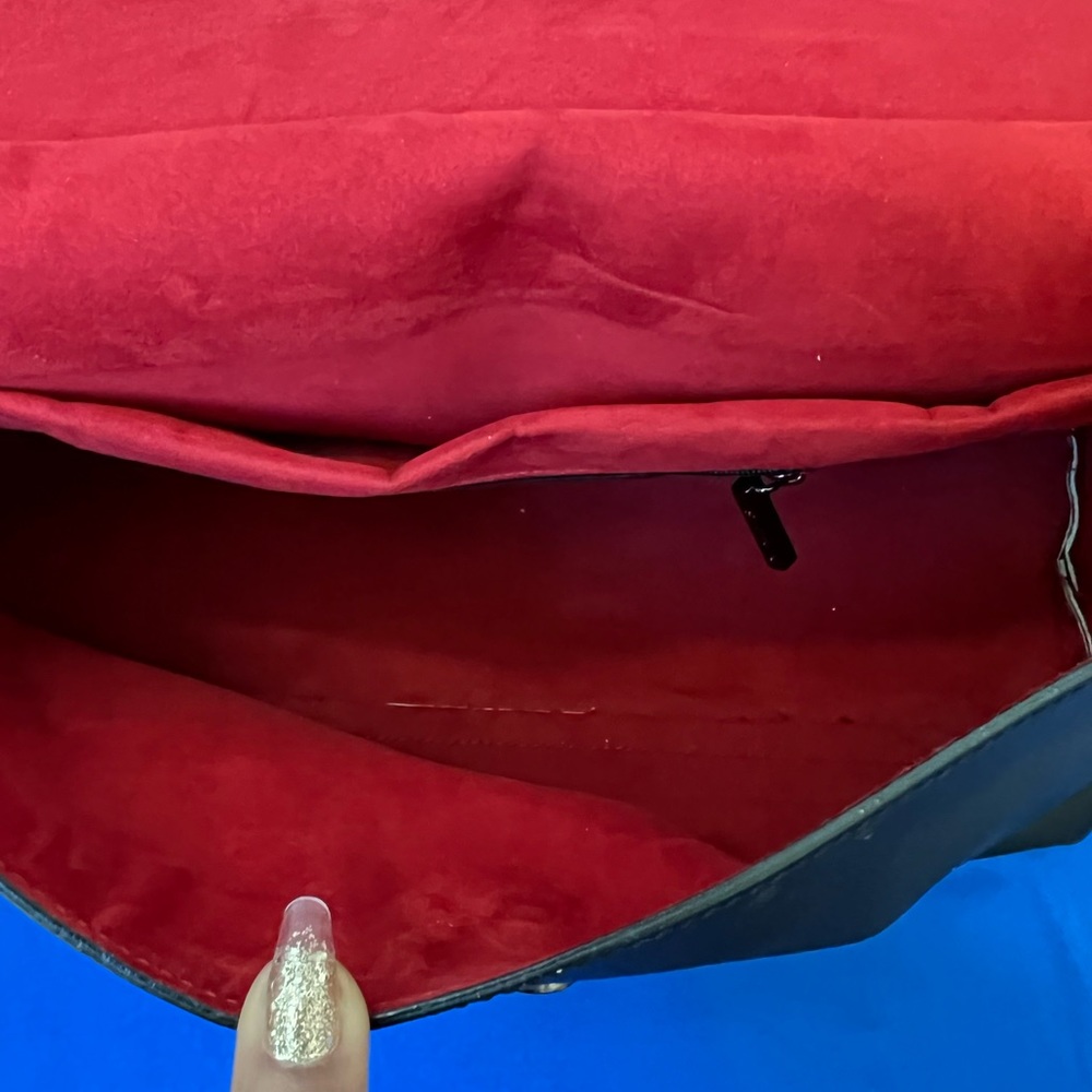 Authentic Innue Italian bag - Picture 11 of 11
